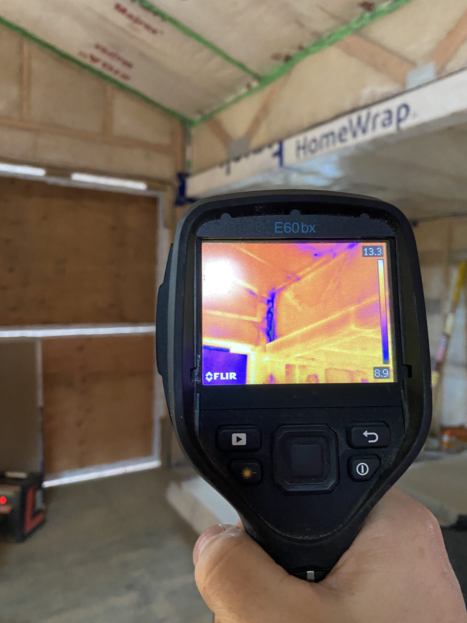 blower door air tightness test